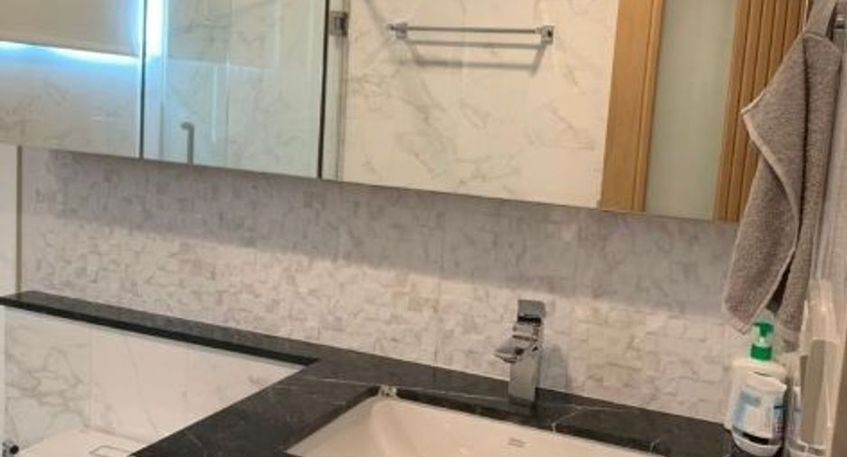 For sale 2 bedrooms condo in Sathon, Bangkok