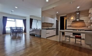 Condo en alquiler de 3 habitaciones en Khlong Toei, Bangkok