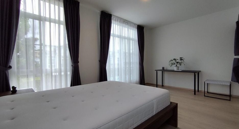 For rent 2 bedrooms townhouse in Prawet, Bangkok