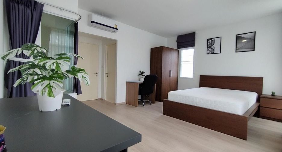 For rent 2 bedrooms townhouse in Prawet, Bangkok