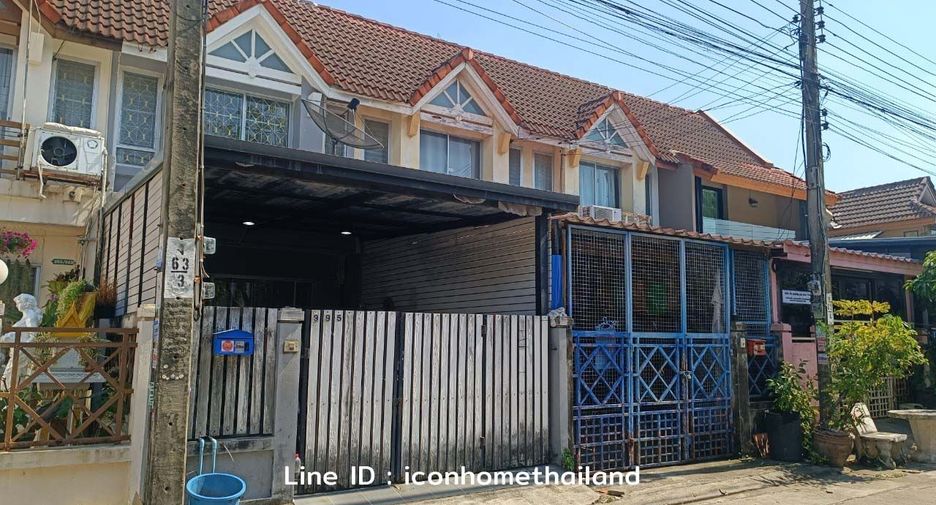 For sale 2 bed townhouse in Lat Krabang, Bangkok