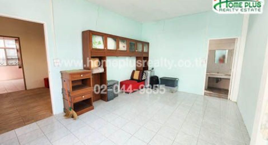 For sale 3 bedrooms house in Lak Si, Bangkok