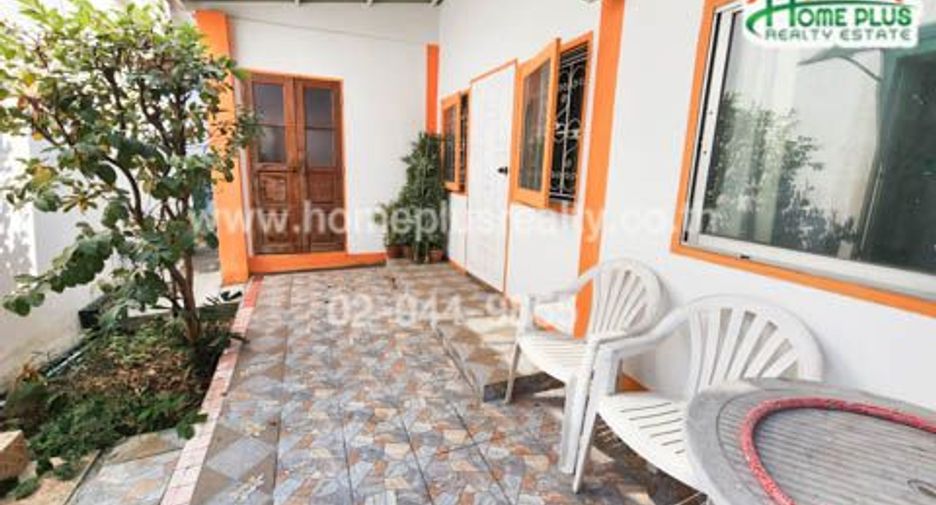 For sale 3 bedrooms house in Lak Si, Bangkok