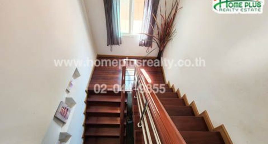 For sale 3 bedrooms house in Lak Si, Bangkok