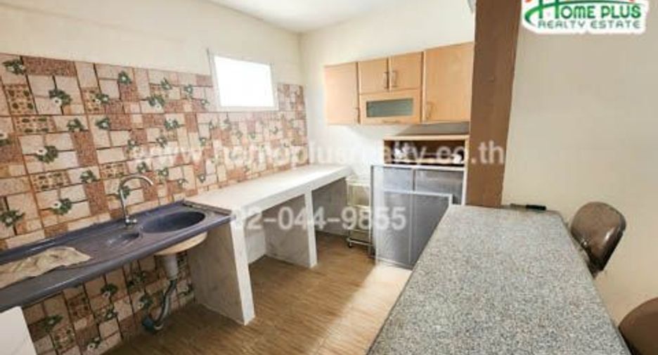 For sale 3 bedrooms house in Lak Si, Bangkok