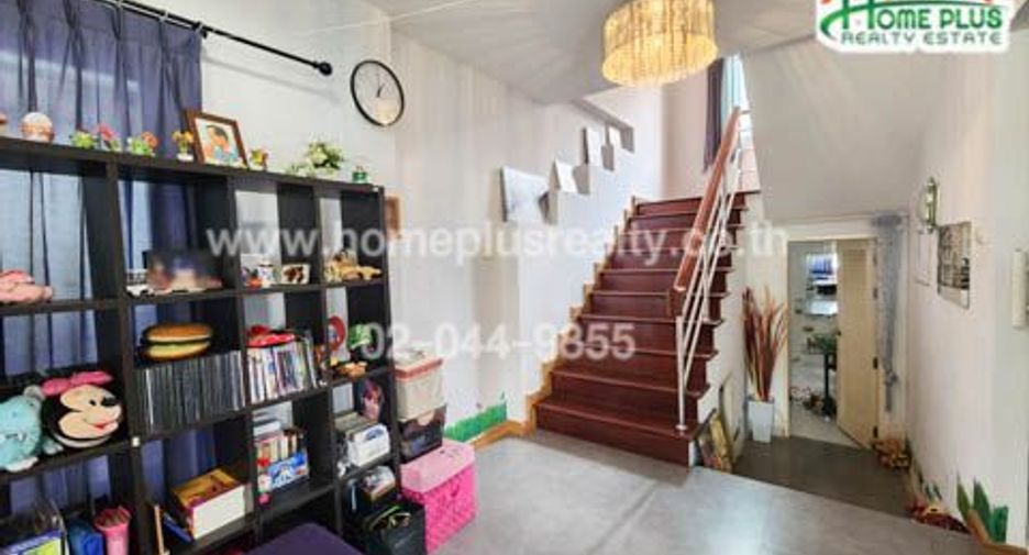 For sale 3 bedrooms house in Lak Si, Bangkok