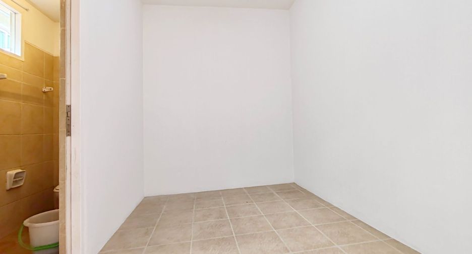 For sale 3 ベッドルーム house in Bang Khen, Bangkok