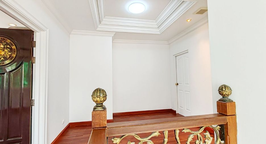 For sale 3 ベッドルーム house in Bang Khen, Bangkok
