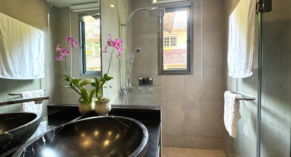 For sale 4 bedrooms villa in Takua Thung, Phang Nga