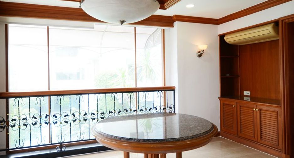 Condo en venta de 3 habitaciones en Chatuchak, Bangkok