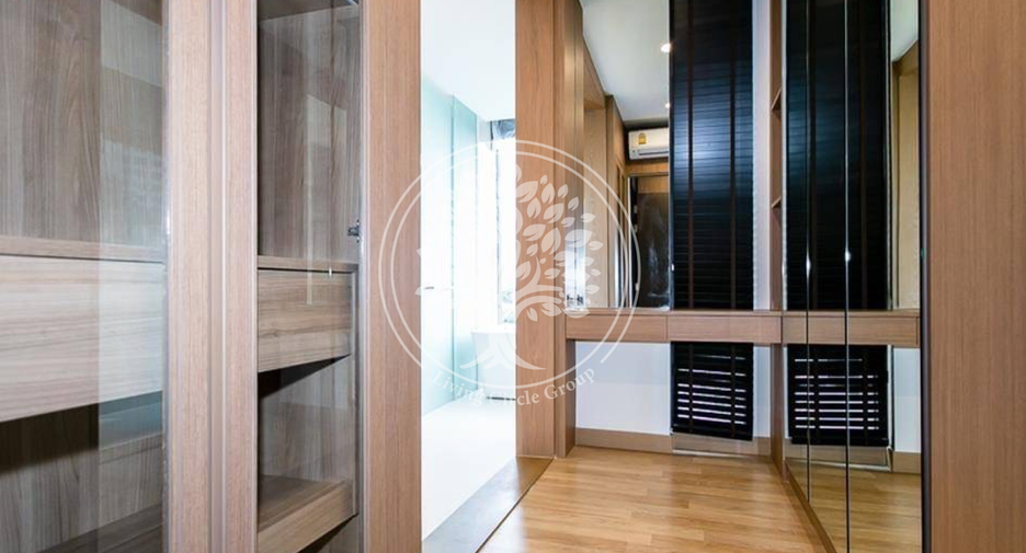 For rent 4 bedrooms condo in Suan Luang, Bangkok
