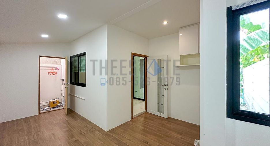 For sale 4 bedrooms townhouse in San Sai, Chiang Mai
