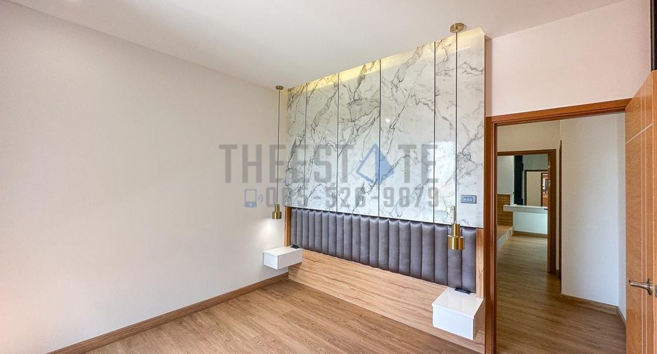 For sale 4 bedrooms townhouse in San Sai, Chiang Mai