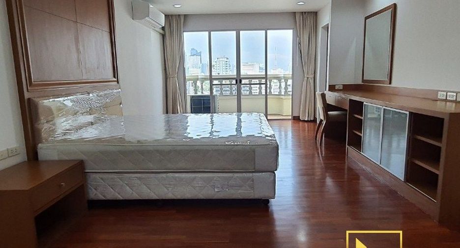 Apartamento en alquiler de 3 habitaciones en Khlong Toei, Bangkok