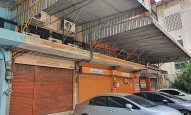 For sale 4 Beds retail Space in Bang Khen, Bangkok