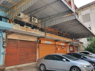 出售 4 卧室 商业空间 在 Bang Khen, 曼谷