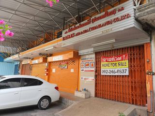 出售 4 卧室 商业空间 在 Bang Khen, 曼谷
