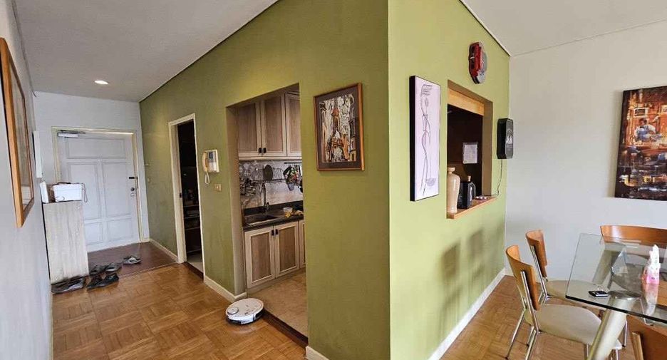 For sale 3 bedrooms condo in Mueang Pathum Thani, Pathum Thani