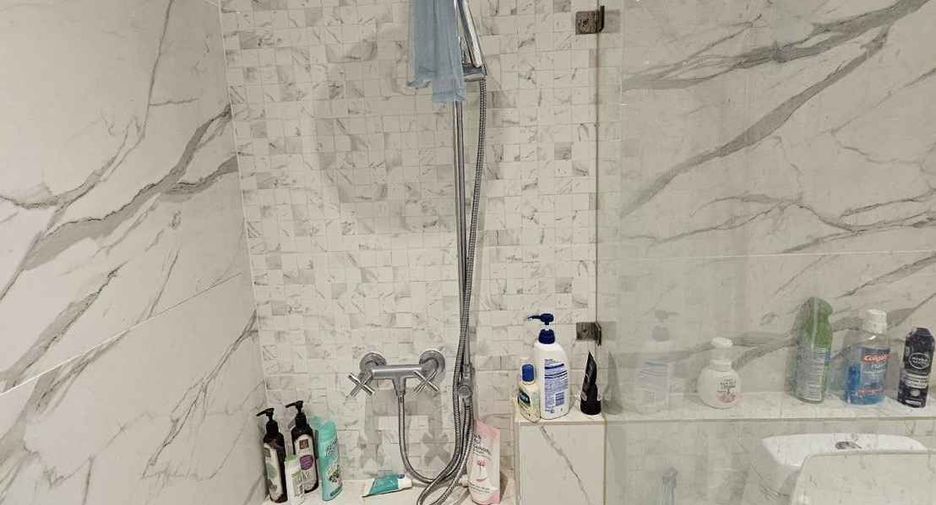 For sale 3 bedrooms condo in Mueang Pathum Thani, Pathum Thani