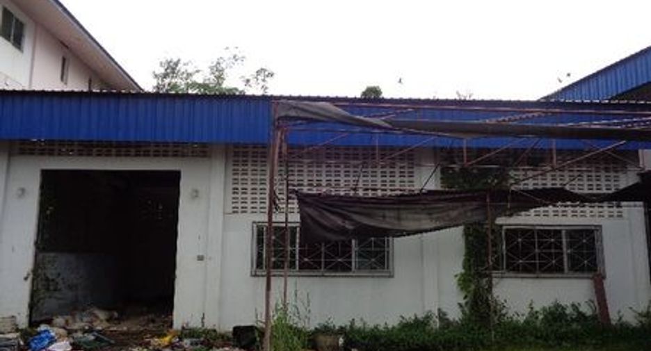 For sale warehouse in Khao Yoi, Phetchaburi
