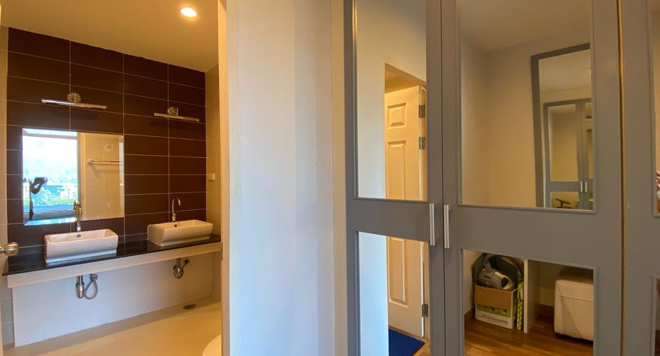 For sale 2 bedrooms condo in Mueang Chiang Mai, Chiang Mai