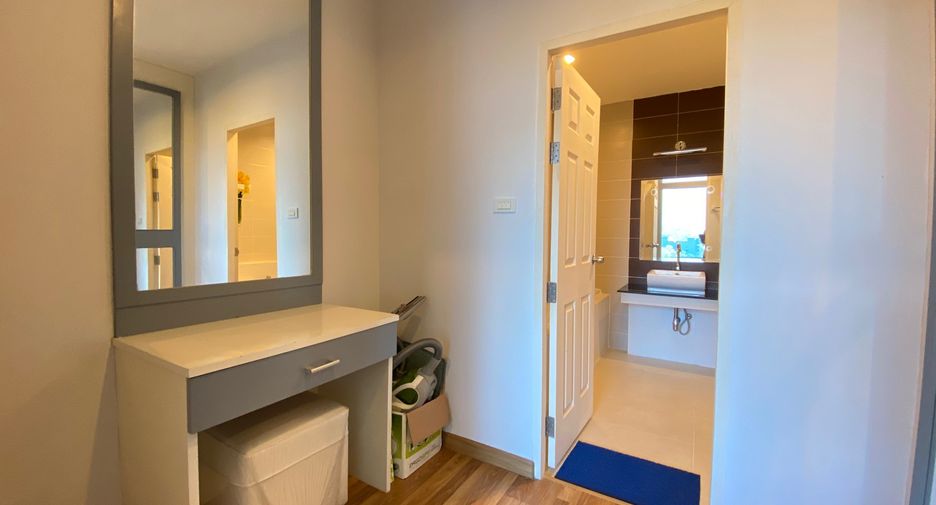 For sale 2 bedrooms condo in Mueang Chiang Mai, Chiang Mai