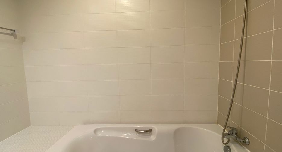 For sale 2 bedrooms condo in Mueang Chiang Mai, Chiang Mai