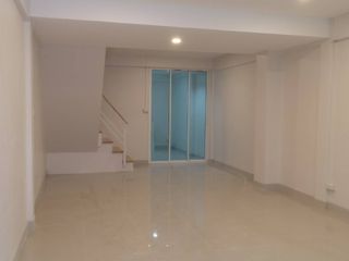 For sale 2 Beds townhouse in Lam Luk Ka, Pathum Thani