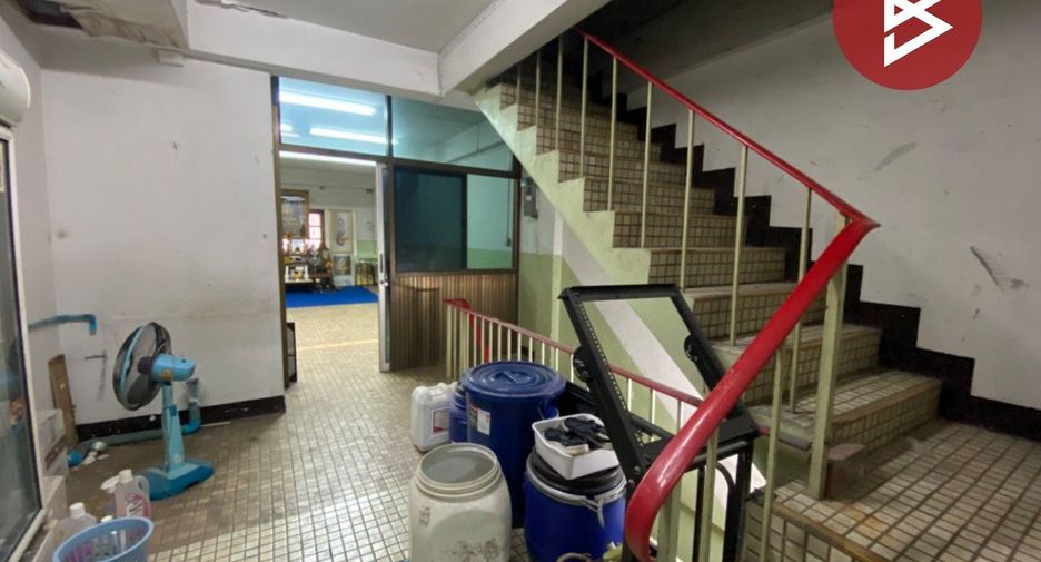 For sale 6 Beds retail Space in Pak Kret, Nonthaburi