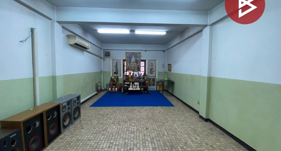 ขาย 6 เตียง พื้นที่ค้าปลีก ใน ปากเกร็ด, นนทบุรี