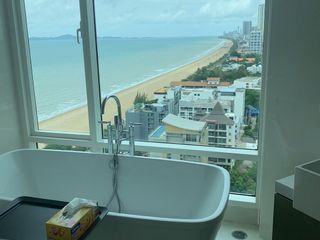 For rent 3 bedrooms condo in Bang Lamung, Chonburi