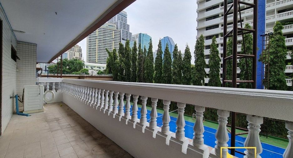 For rent 2 bed apartment in Khlong Toei, Bangkok