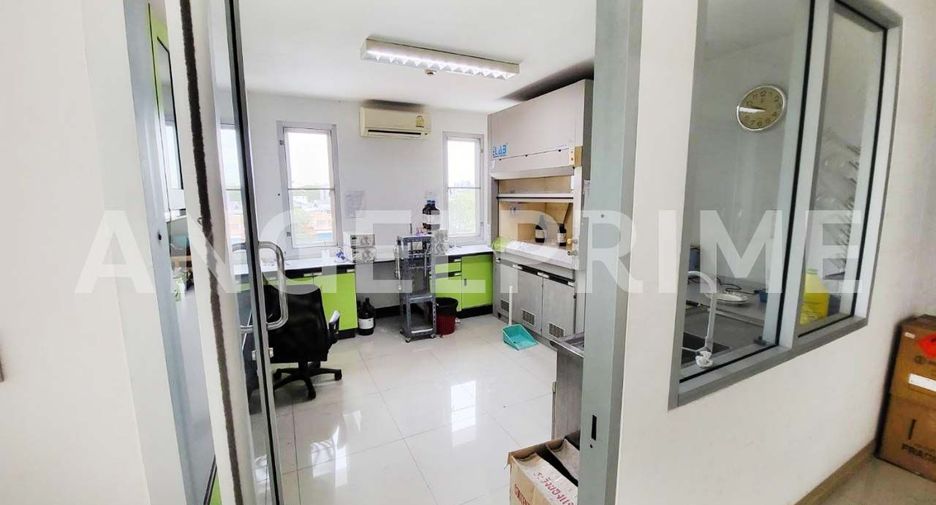 For sale 5 bed office in Mueang Nonthaburi, Nonthaburi