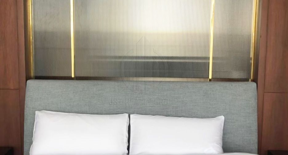 Condo en alquiler de 3 habitaciones en Pathum Wan, Bangkok