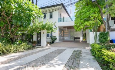 For sale 3 bedrooms house in Suan Luang, Bangkok