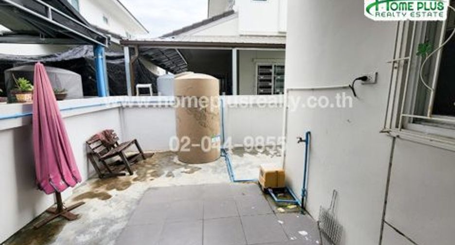 For sale 4 bedrooms house in Sam Chuk, Suphan Buri