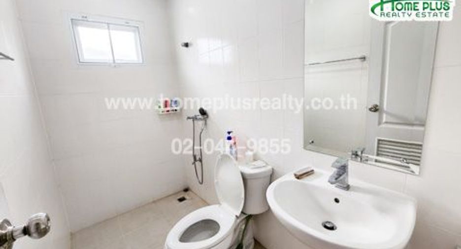 For sale 4 bedrooms house in Sam Chuk, Suphan Buri