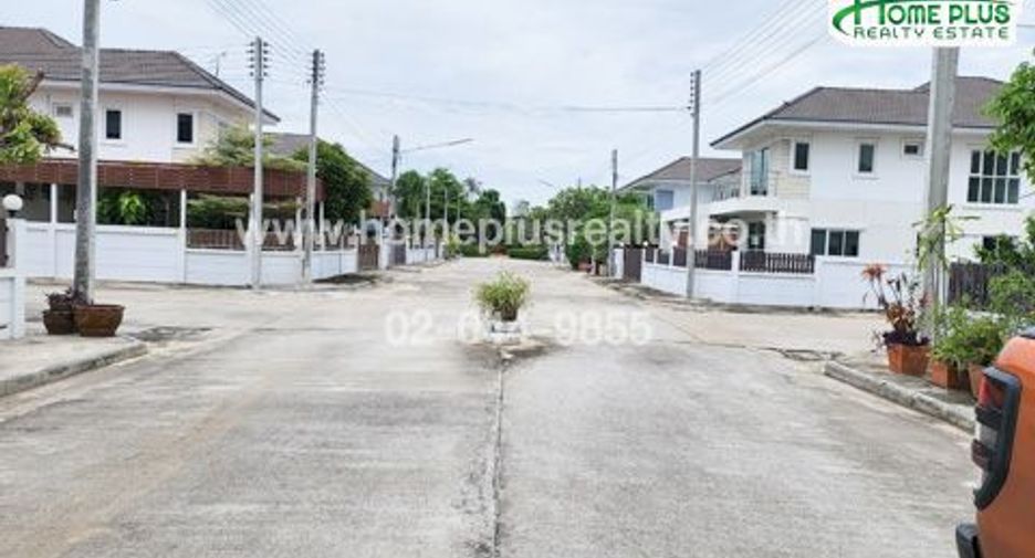 For sale 4 bedrooms house in Sam Chuk, Suphan Buri