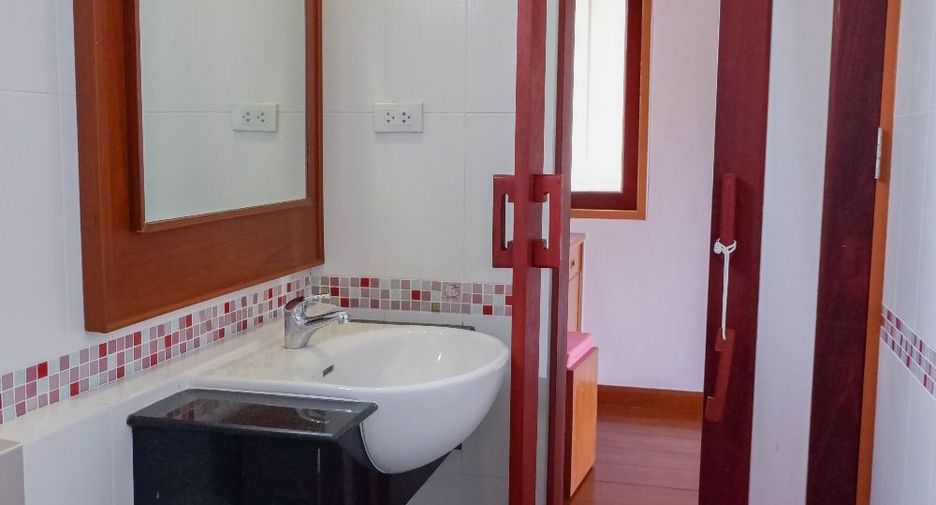 For rent and for sale 6 bedrooms villa in Thalang, Phuket