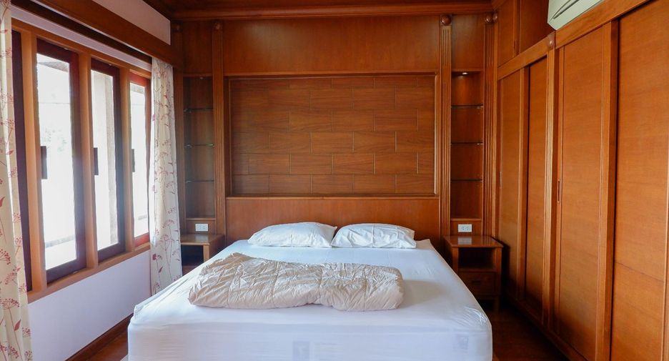 For rent and for sale 6 bedrooms villa in Thalang, Phuket