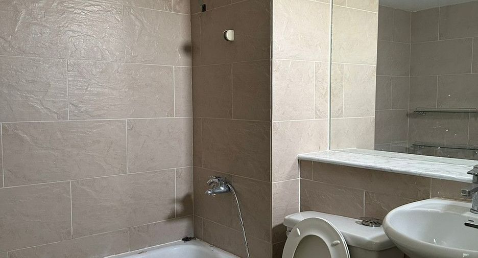 For sale 2 bedrooms condo in Pak Kret, Nonthaburi