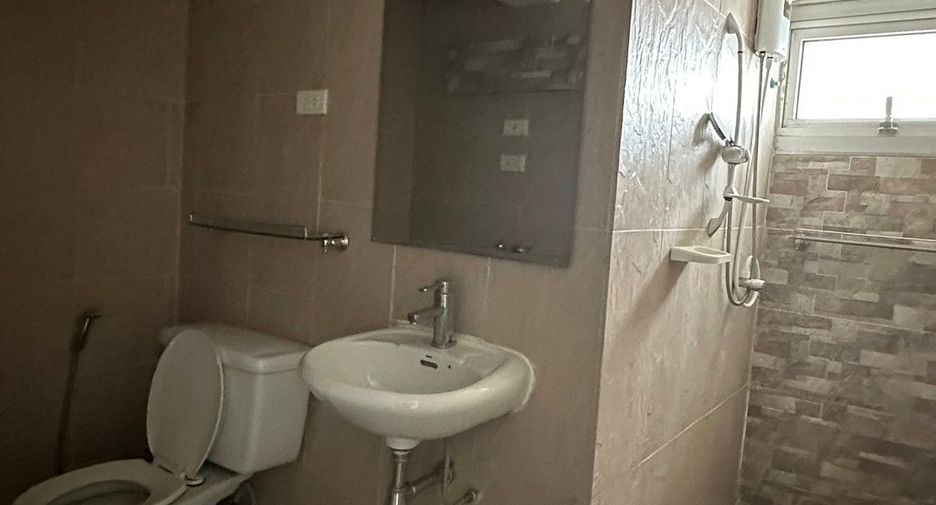 For sale 2 bedrooms condo in Pak Kret, Nonthaburi
