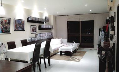 For rent 2 bedrooms apartment in Watthana, Bangkok