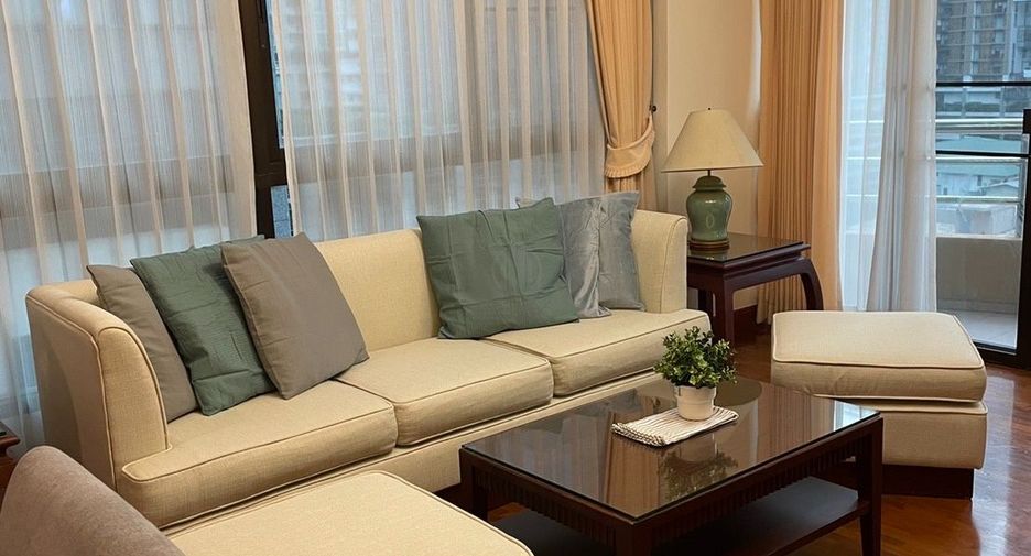 Haus zur Miete mit 4 Zimmer in Bang Na, Bangkok