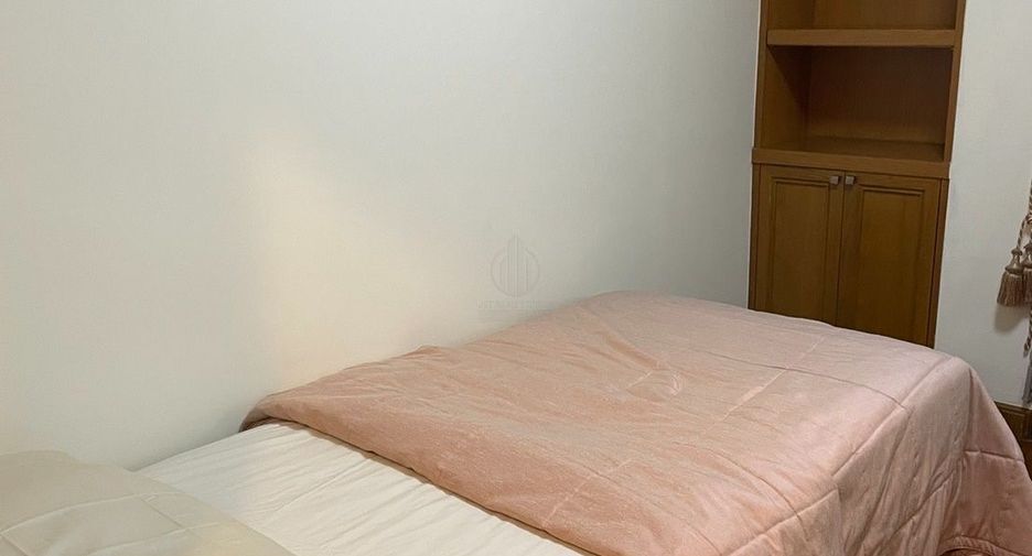 Haus zur Miete mit 4 Zimmer in Bang Na, Bangkok