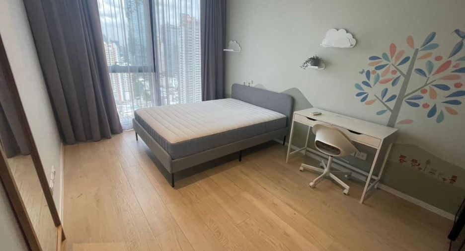 For rent and for sale 2 bedrooms condo in Sathon, Bangkok