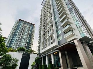 For sale 7 bedrooms condo in Phra Khanong, Bangkok