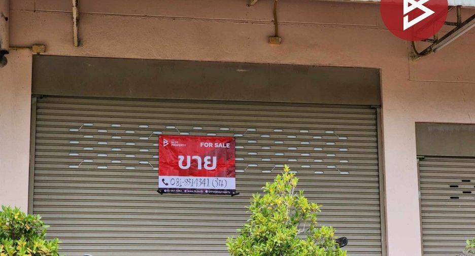 For sale 10 bed retail Space in Mueang Nakhon Sawan, Nakhon Sawan