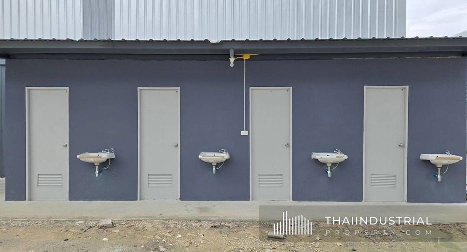 For sale warehouse in Ban Bueng, Chonburi