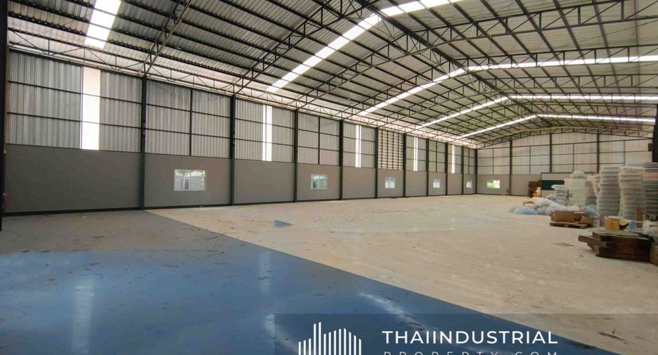 For rent そして for sale warehouse in Ban Bueng, Chonburi